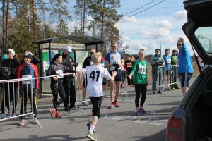 Ville lähettää Lauran matkaan ensimmäisessä vaihdossa